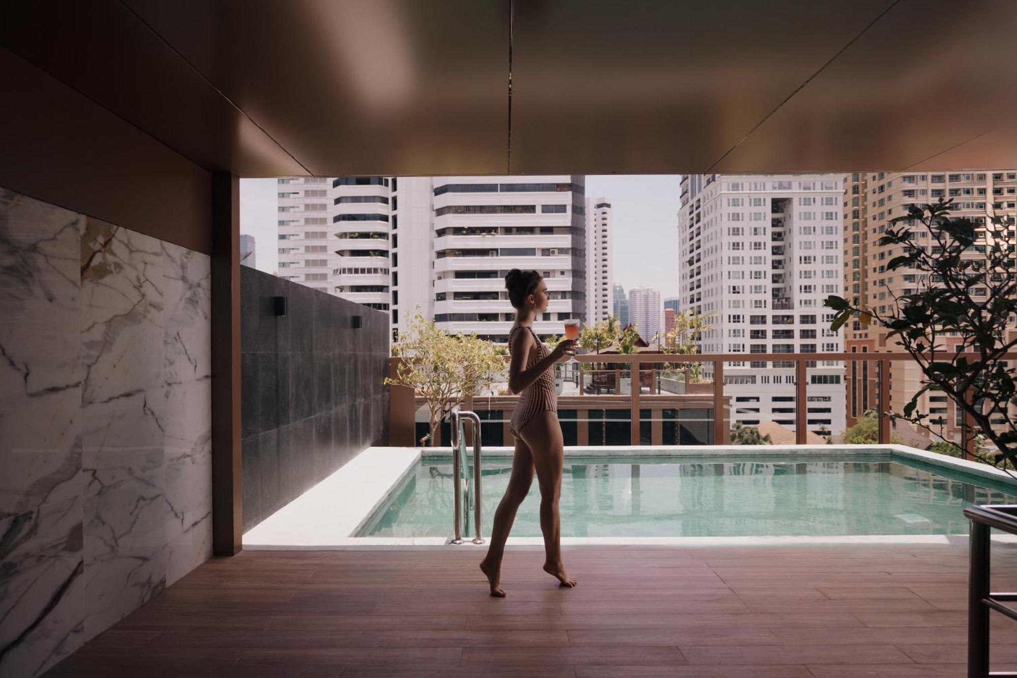 Nysa Hotel Bangkok Sukhumvit 11 Eksteriør billede The rooftop pool at The Standard, Bangkok Sukhumvit